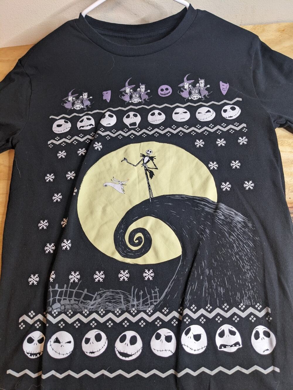 Nightmare Before Christmas T-Shirt Small Women's Disney Tim Burtons Tee